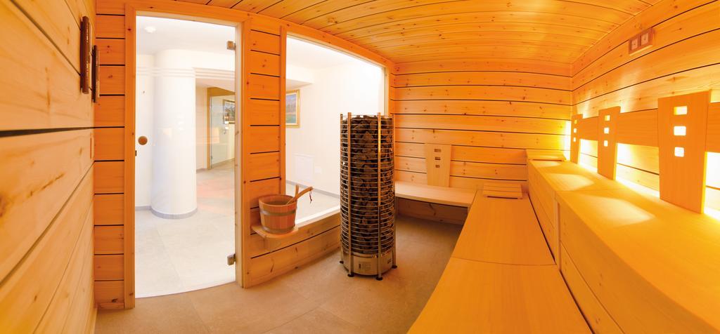 Hotel Eichenhof Dorf Tirol Exterior foto